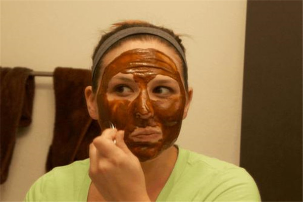 敷中药面膜用保鲜膜有什么作用