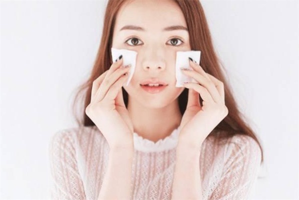 矿泉水可以做湿敷吗