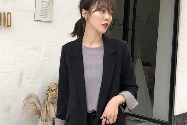 微胖的人适合穿小西装吗