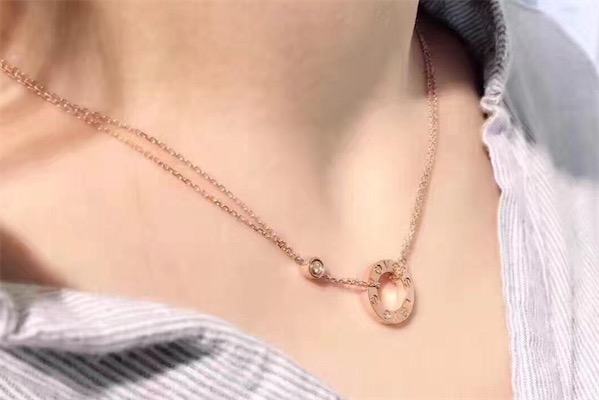 18k金项链可以戴着洗澡吗