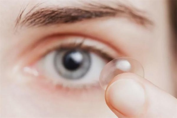 隐形眼镜低100度可以吗