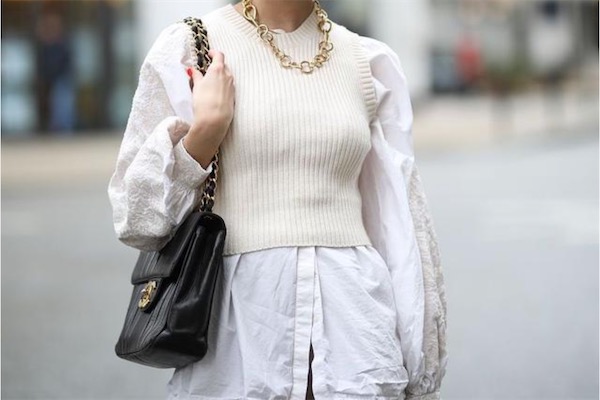 针织背心的搭配方法有哪些