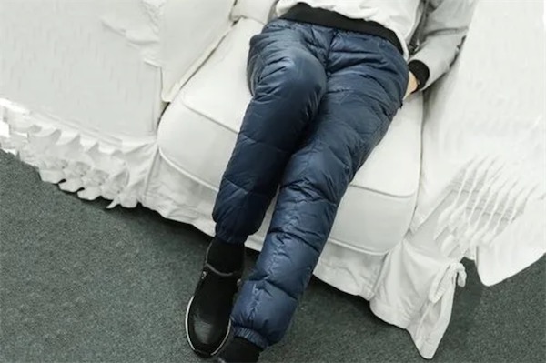 羽绒裤冬天穿保暖吗好不好