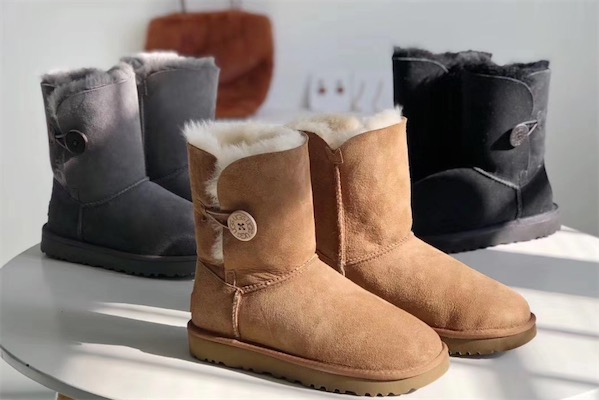雪地靴弄油了怎么办