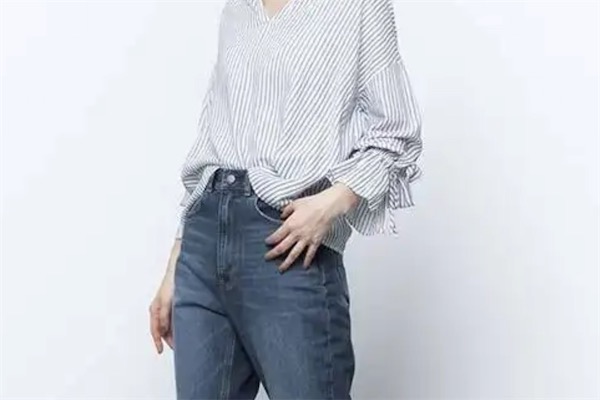 衬衫下摆卷边怎么解决