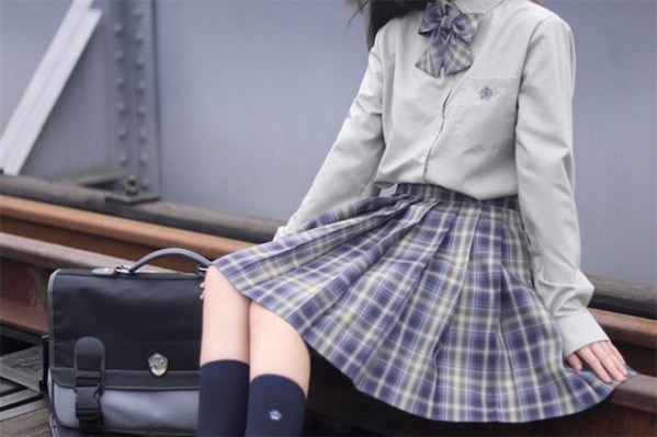 jk制服可以用洗衣机洗吗