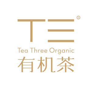 T 三