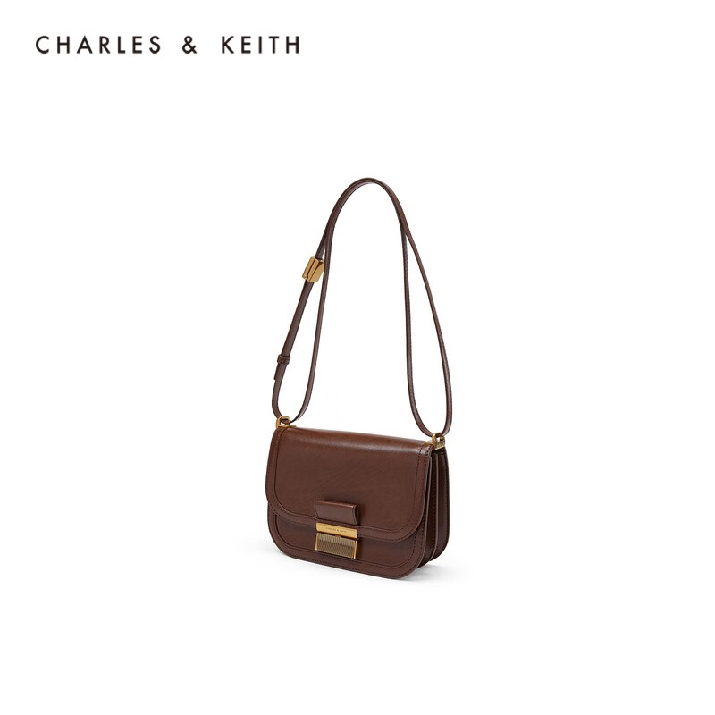 CHARLES&KEITH 复古锁扣豆腐包